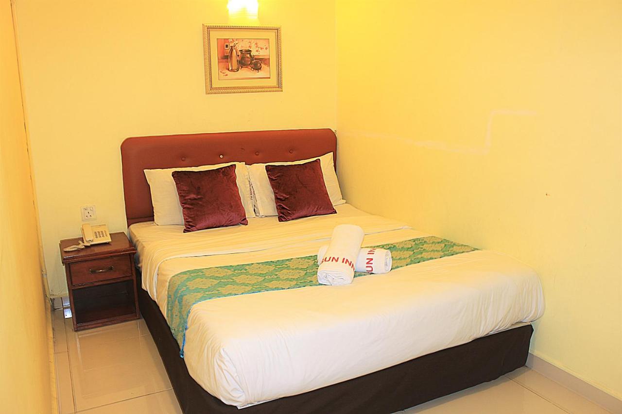 Sun Inns Hotel Ayer Keroh Buitenkant foto