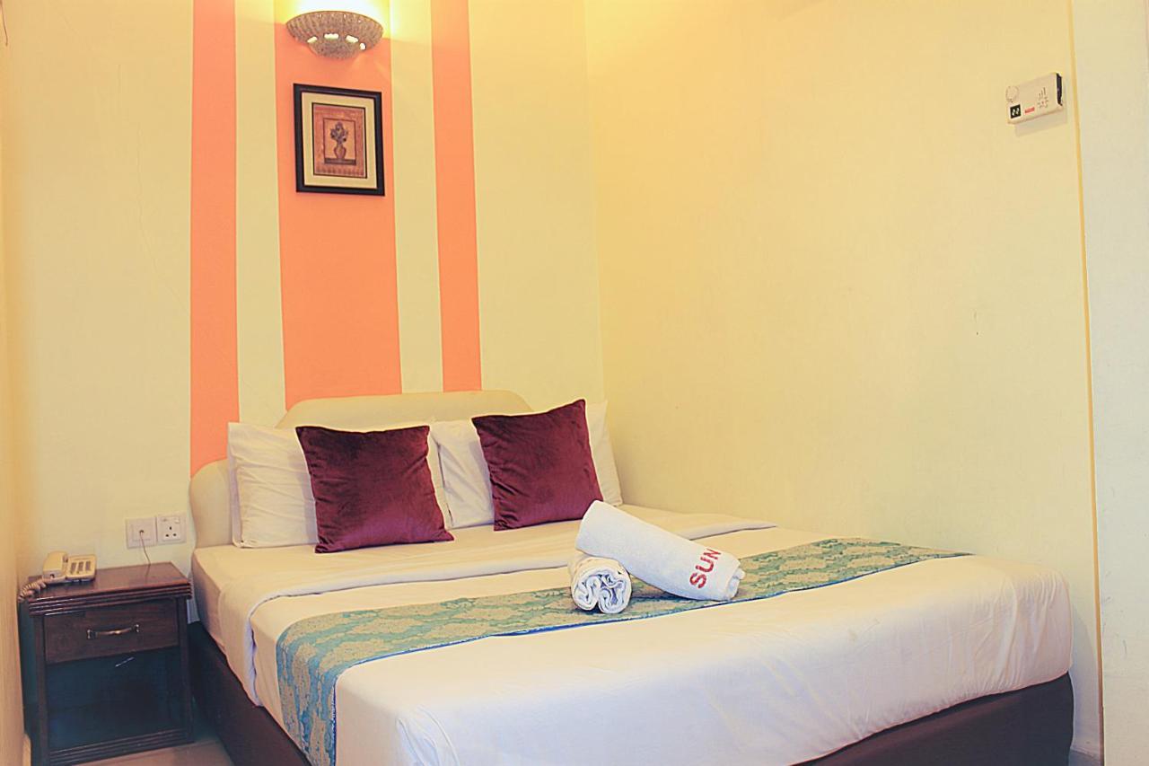 Sun Inns Hotel Ayer Keroh Buitenkant foto